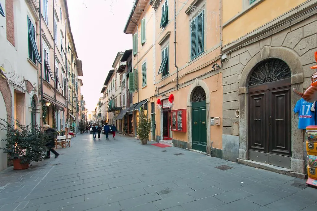Apartment Bonnes Vacances A Pietrasanta